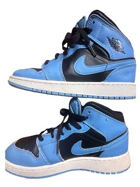 Nike Air Jordan 1 SE Mid University Blue on Black FC Kids Sneakers GUC 5Y